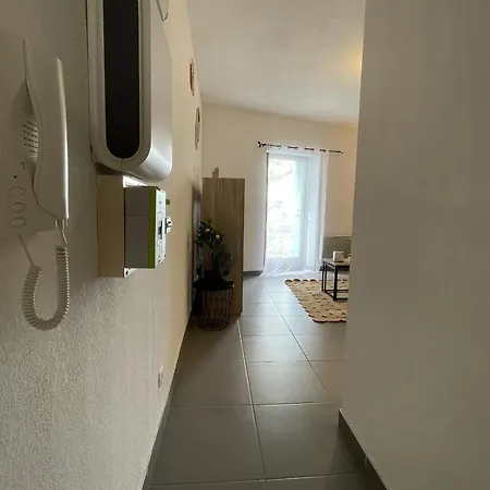 Apartmán Charming 35m Near The Center *